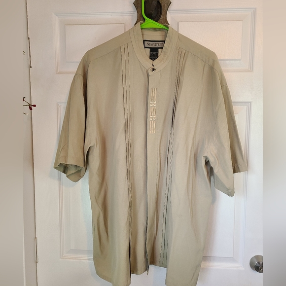 New Step Men's Caribbean Island Shirt, Size:  Large Color: Tan - Picture 4 of 16